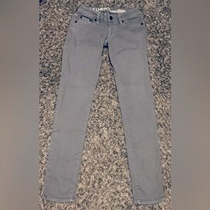 “Bullhead” brand super skinny jeans